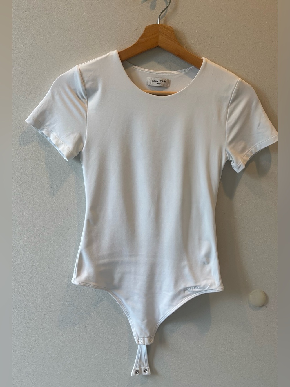 Aritzia Contour White Body Suit